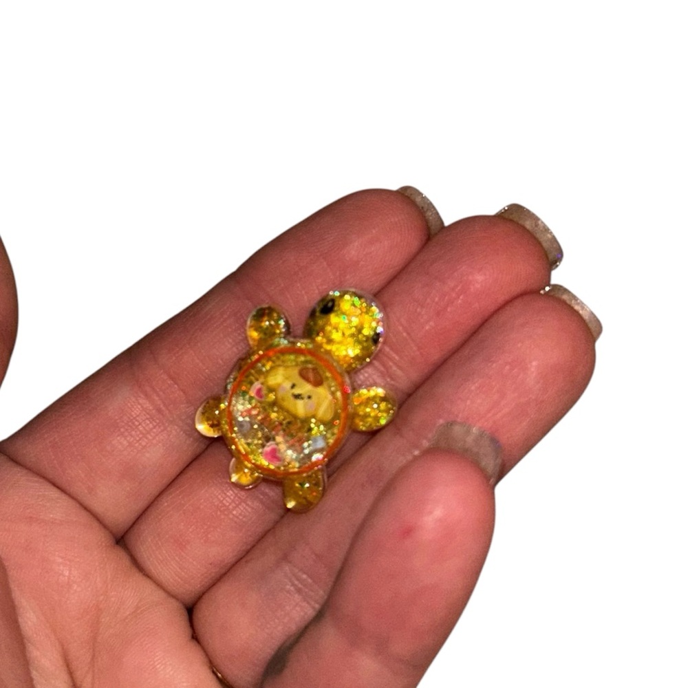 Sanrio Pompompurin Shimmery Yellow Lucky Turtle with 3D Floating Frame Display - Picture 5 of 13
